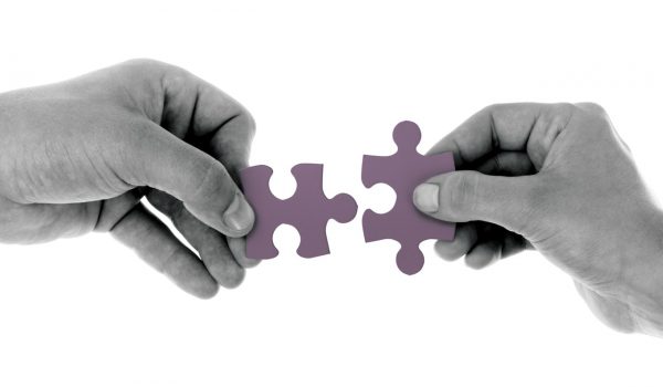 black-and-white-connect-hand-164531